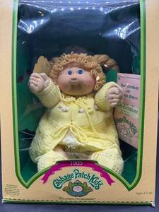 Cabbage Patch Kid - Coleco - 1985 - Double Braided Ponytail - Gold Hair - Blue Eyes - Girl - Dimples & Tooth - MIB