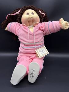 Cabbage Patch Kid - Softie - Double Ponytail - Brown Hair - Brown Eyes - Girl - No Box