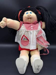 Cabbage Patch Kid - Softie - Double Ponytail - Black Hair - Blue Eyes - Girl - No Box