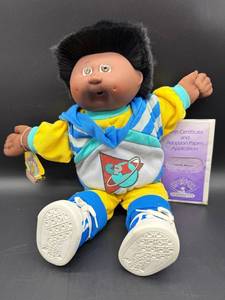 Cabbage Patch Kid - Coleco - Designer Line - African American - Crew Cut - Black Hair - Brown Eyes - Dimples - Missing Pacifier - No Box