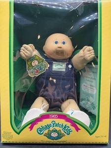 Cabbage Patch Kids - Coleco - 1985 - Bald - Blue Eyes - Dimples - MIB - Overalls