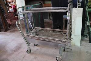 Rolling Wire Rack