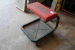 Larin Rolling Mechanics Stool