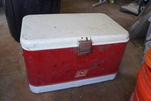 Vintage Hawthorn Cooler