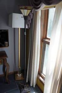 2 Floor Lamps