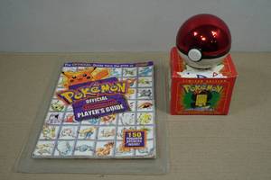 Vintage Pokemon Players Guide and Ball with Togepi Gold Card