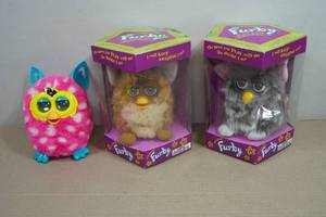 Vintage Furbys