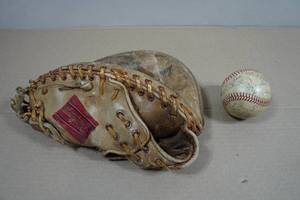 Vintage Catchers Mitt and Signed Baseball - 1940s Players