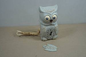 Vintage California Clock Company Jeweled Owl Clock