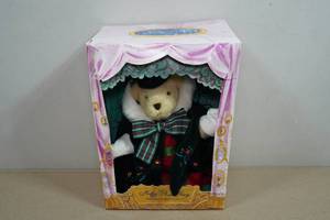 Muffy VanderBear Christmas Carol Holiday Limited Edition Bear
