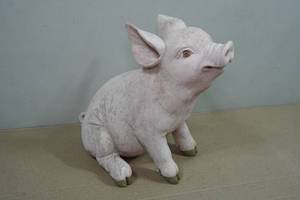 Pig Garden Statue