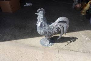 Vintage Metal Chicken