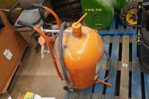 Northern Tool 20 Gallon Sand Blaster