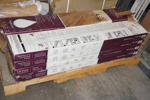 About 200 SQ FT Casual Waterproof 5mm Flooring