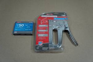 Arrow T50 Stapler and Staples