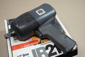 Ingersoll-Rand 12 Drive Ultra Duty Air Impact Wrench