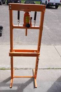 Central Hydraulics 12 Ton Hydraulic Press