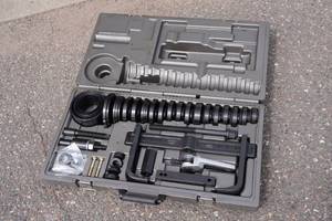 OTC 6575 Hub Grappler Kit