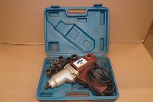 Cummings Corded 12 Drive Impact Wrench Set