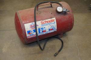 Schrader Air Tank