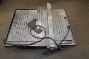 Plasplugs Master Tiler 7 Wet Saw