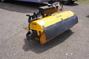 MB Tough 5 Hydraulic Poly Sweeper Brush