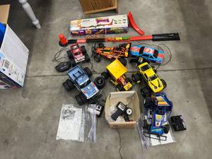 Large Lot of Remote Control Toys  Cars  Trucks and More