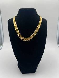 Beautiful Costume Jewelry Necklace - Womans Necklace