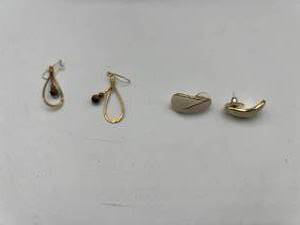 Beautiful Costume Jewelry Earrings - Womans Earrings