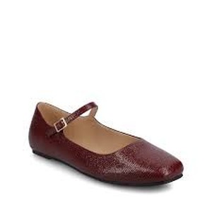Brand New - Journey woman shoes size 9 12 dress shoes maroon