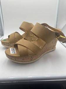 Brand New - Womens High Heel Sandals size 9 - Used Good Condition