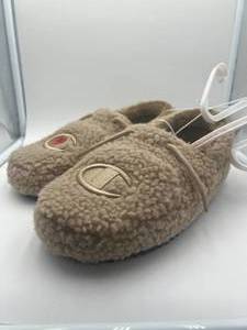 Brand New - Champion Adult University Slippers - Tan Sherpa Size M8W10 New