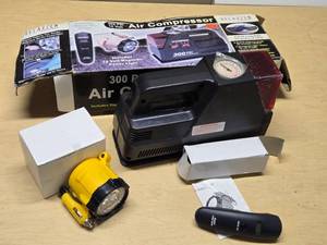 Relaxzen 300 PSI 12 Volt Air Compressor with Accessories