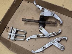 New Britain P-7000 Gear Puller Set Parts