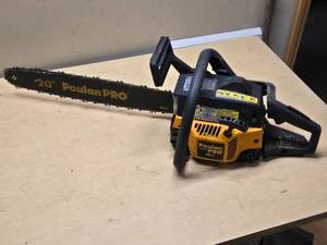 Poulan Pro PP4620AVX 20 46cc Chainsaw - Has Compression