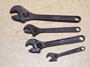 Set of Diamond Adjustable Wrenches