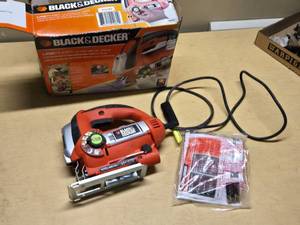 Black & Decker JS670V 6.0 Amp Orbital Jigsaw with Smart Select