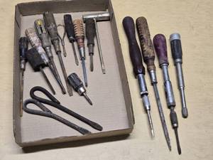Lot of Vintage Screwdrivers and Hand Tools