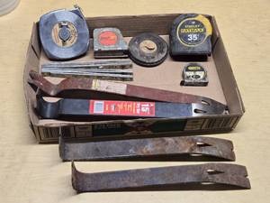 Stanley, Lufkin, and Evans Tape Measures, Pry Bars, and Folding Ruler Set