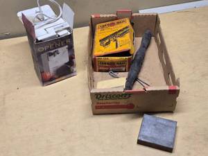 Electric Can Opener, Door Hanger, and Printing Plate
