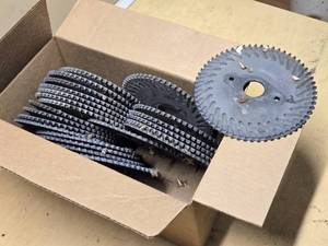 Box of 8.5 Inch Seed Plates