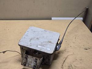 Huskee Motorola Solid State Tractor Radio Model TM-1USM