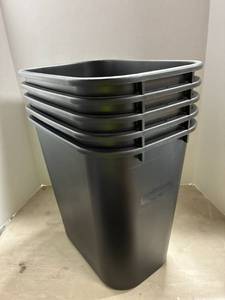Rubbermaid Small Wastebaskets
