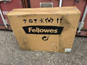 Fellowes Lotus Sit-Stand Workstation
