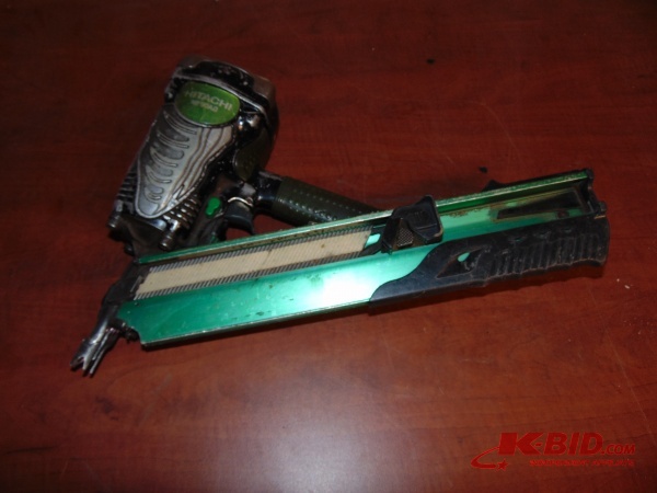 lot 16 image: Hitachi Strip Nailer