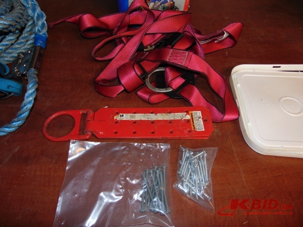lot 38 image: Fall Arrest Kit