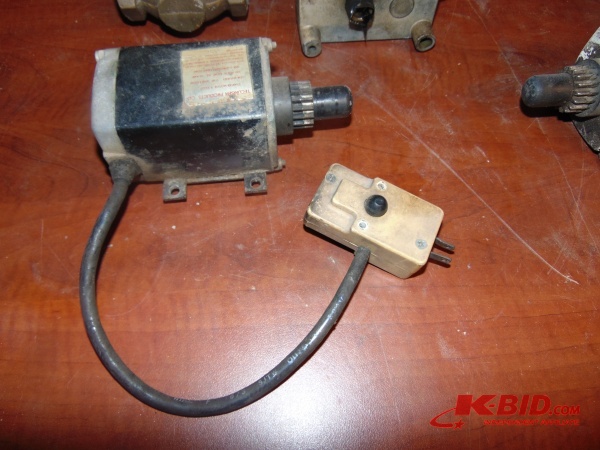 lot 64 image: 1 Magnatroi Valve 120 V