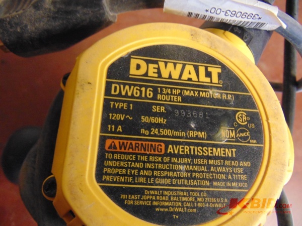 lot 73 image: Dewalt Router