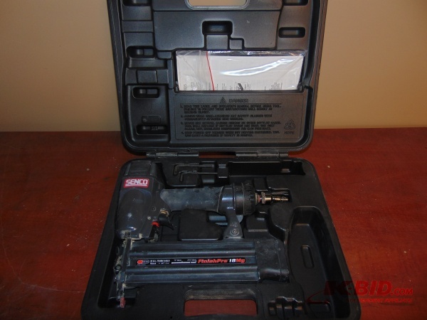 lot 176 image: Senco Finish Nailer
