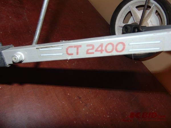 lot 93 image: Golf Bag Kart